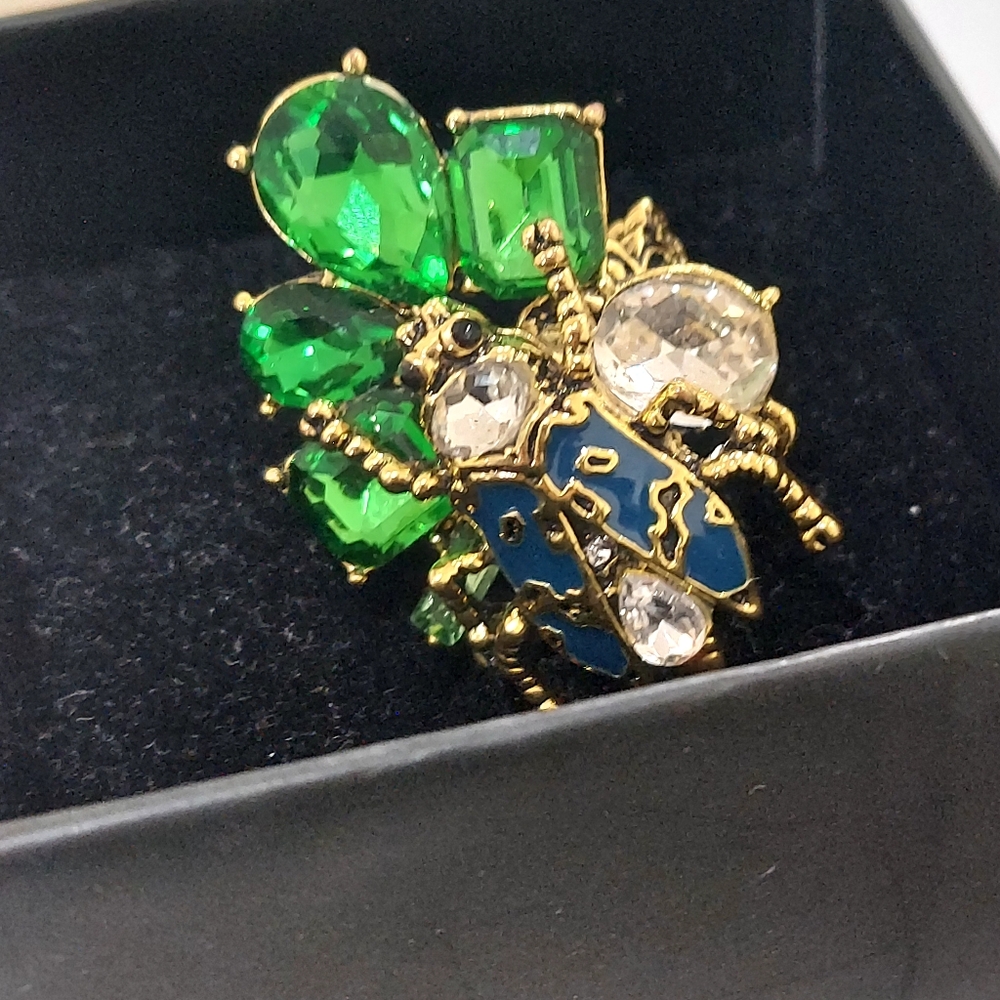 SJ Gold Ornate Ring